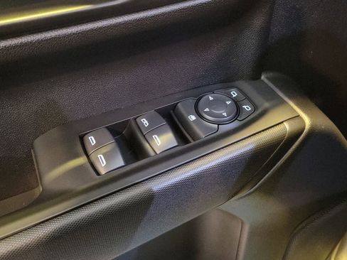 Used 2026 Chevrolet Silverado 1500 Custom image 12