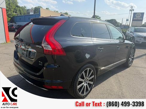 Used 2015 Volvo XC60 T6 Platinum w/ Climate Package AWD/4WD image 7
