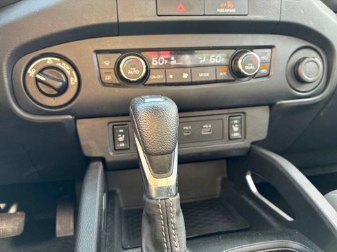 Certified 2022 Nissan Frontier SV AWD/4WD image 19