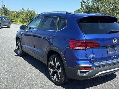 Used 2022 Volkswagen Taos SEL AWD/4WD image 9