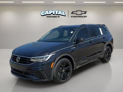 Used 2023 Volkswagen Tiguan SE R-Line