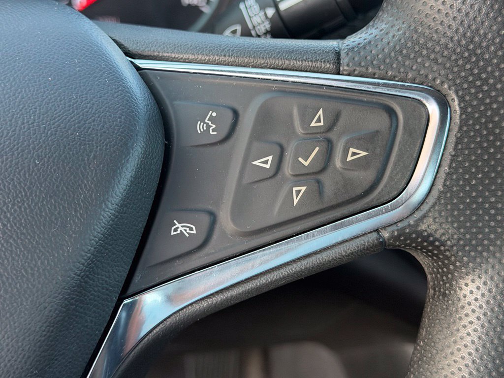 Used 2023 Chevrolet Malibu LT FWD image 26