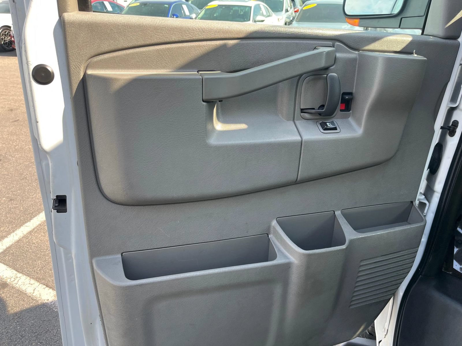 Used 2019 Chevrolet Express 3500 LT w/ LT Preferred Equipment Group RWD image 39