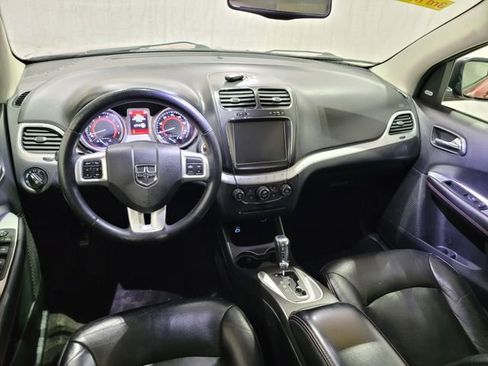 Used 2017 Dodge Journey GT image 4