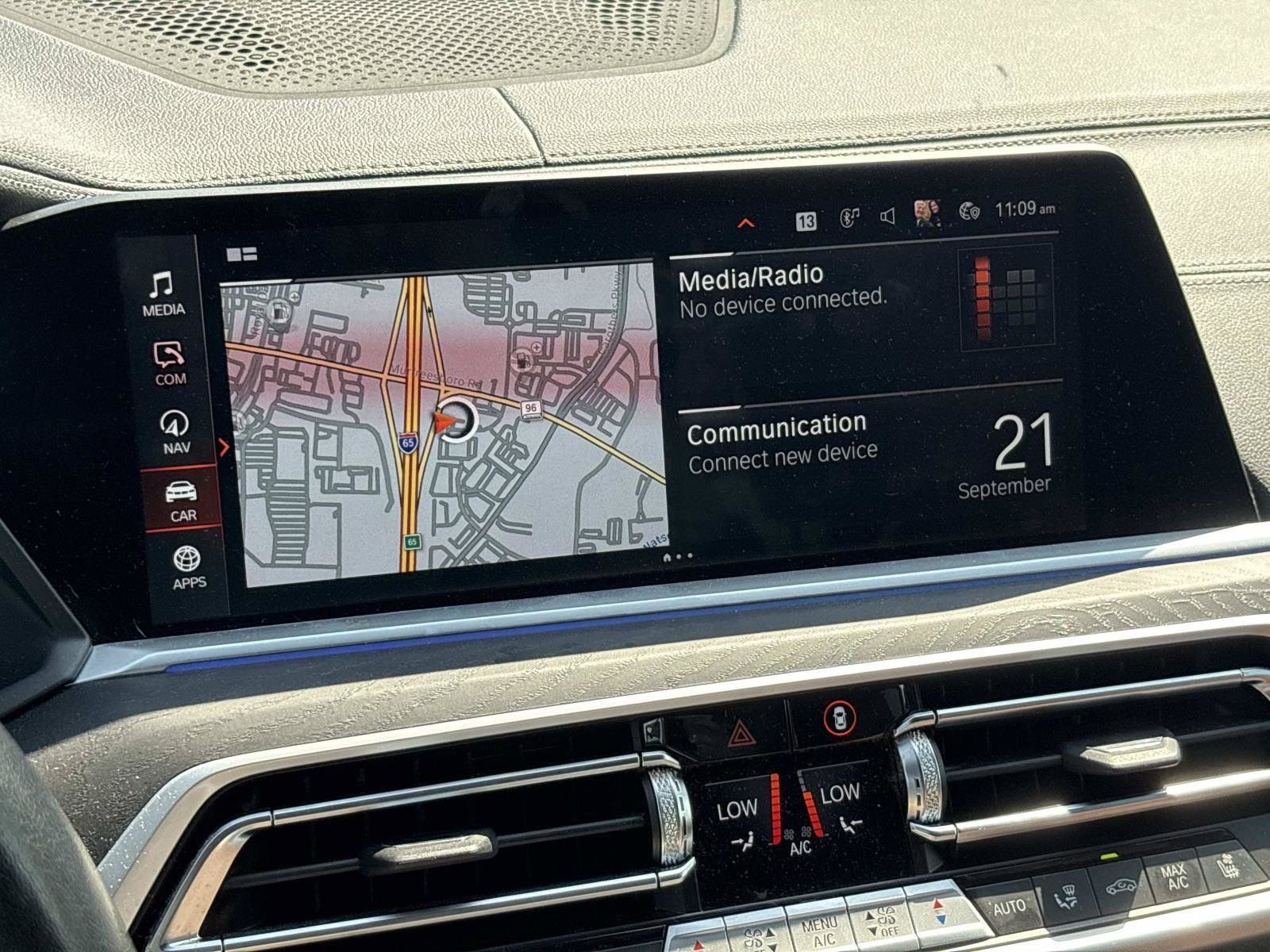Used 2022 BMW X7 xDrive40i w/ Premium Package AWD/4WD image 22