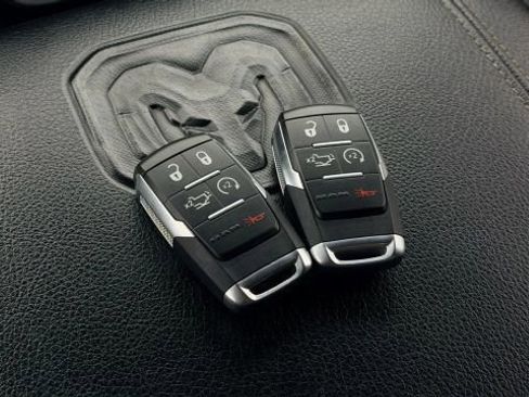 Used 2020 RAM 2500 Laramie image 46