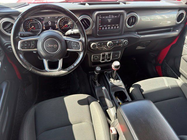 Used 2018 Jeep Wrangler Unlimited Sahara w/ Cold Weather Group AWD/4WD image 10