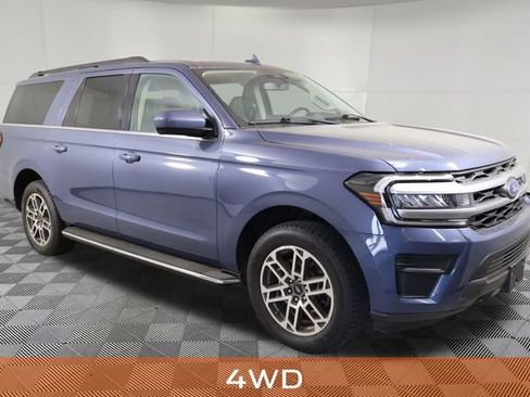 Used 2022 Ford Expedition Max XLT image 4