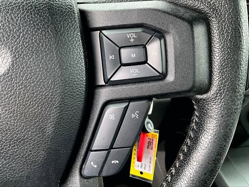 Used 2016 Ford F150 XLT w/ Equipment Group 302A Luxury image 23