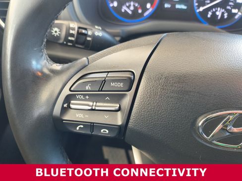 Used 2018 Hyundai Kona Limited image 11