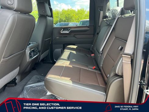 New 2026 GMC Sierra 2500 Denali w/ Denali Reserve Package AWD/4WD image 12