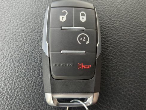 Used 2022 RAM 2500 Big Horn w/ Level C Equiment Group image 31