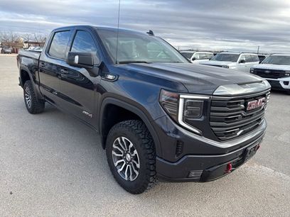 Used 2023 GMC Sierra 1500 AT4 w/ Technology Package