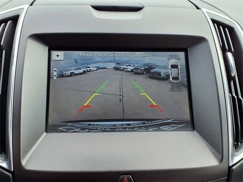 Used 2019 Ford Edge Titanium w/ Equipment Group 301A image 12