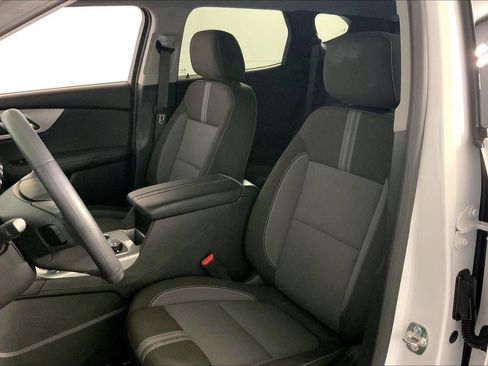 Used 2025 Chevrolet Blazer LT image 22