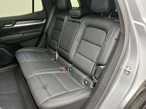 Certified 2025 GMC Terrain Elevation w/ Elevation Premium Package image 12