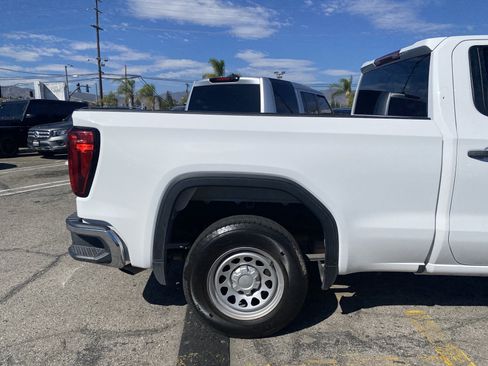 Used 2024 GMC Sierra 1500 Pro w/ Convenience Package RWD image 10