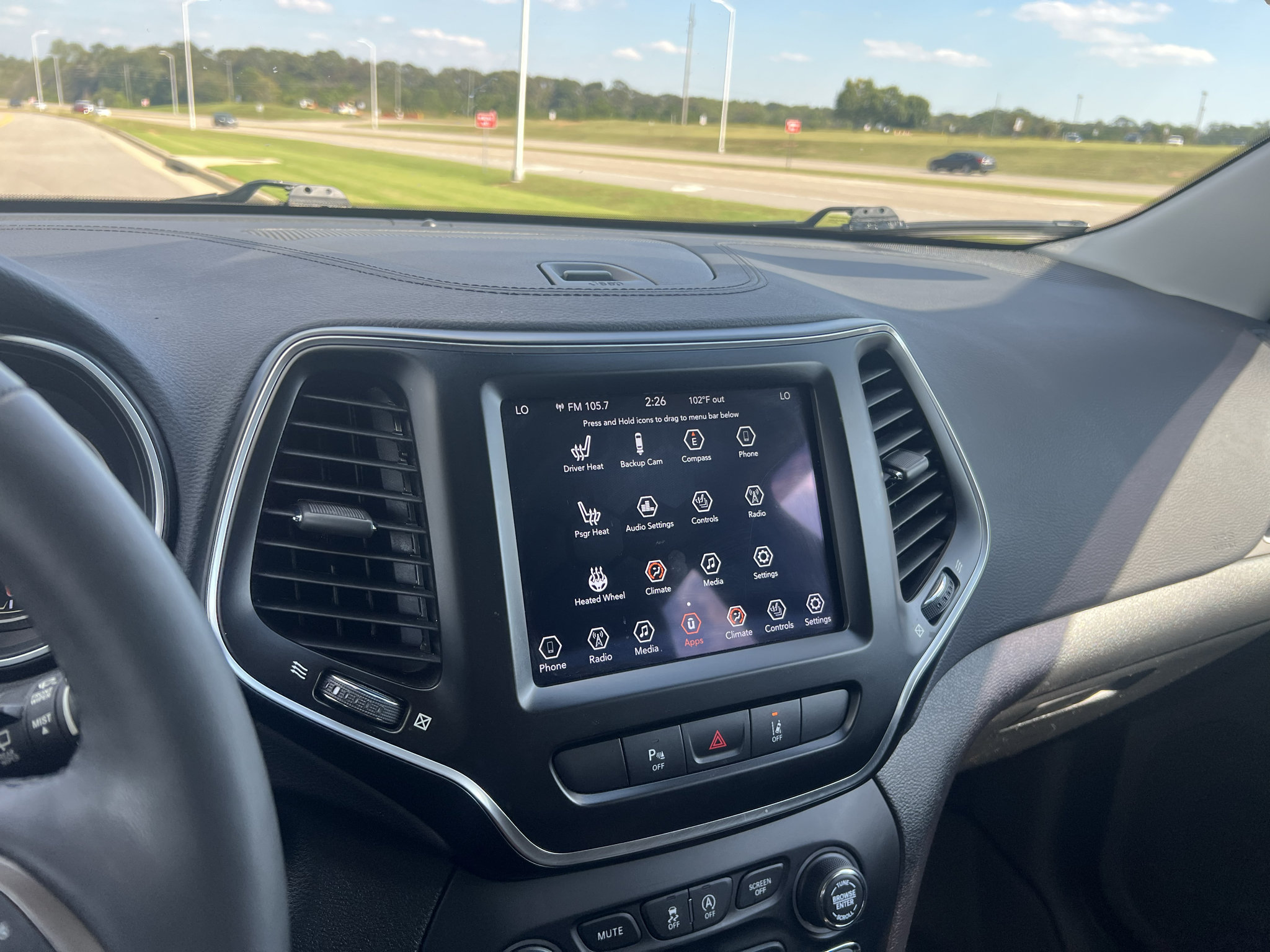 Used 2021 Jeep Cherokee Latitude Lux w/ Sun & Sound Group FWD image 25