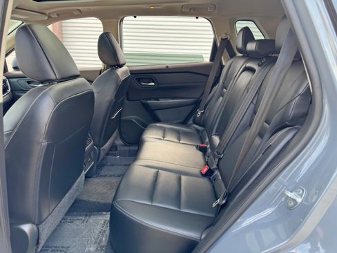 Used 2023 Nissan Rogue SL w/ SL Premium Package FWD image 39