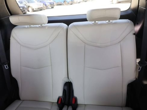 Used 2020 Cadillac XT6 Sport image 17