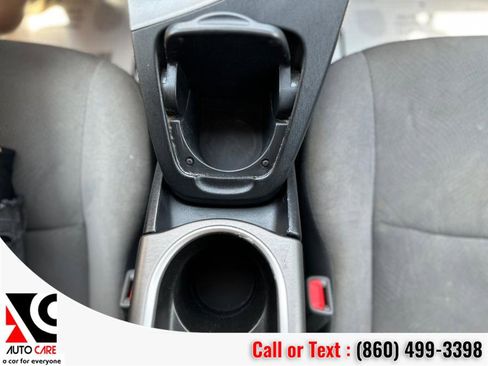 Used 2015 Toyota Prius Three image 24