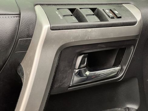 Used 2015 Toyota 4Runner Limited image 20