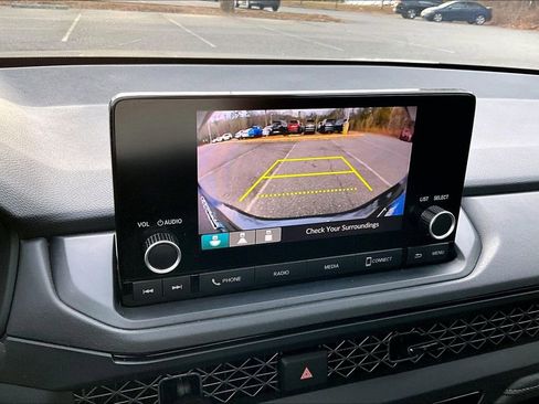 Certified 2025 Honda Accord LX image 11