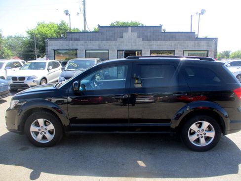 Used 2012 Dodge Journey SXT image 4