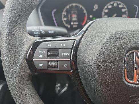 Used 2023 Honda Civic LX image 16