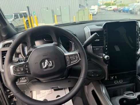 New 2026 RAM 3500 Laramie AWD/4WD image 19