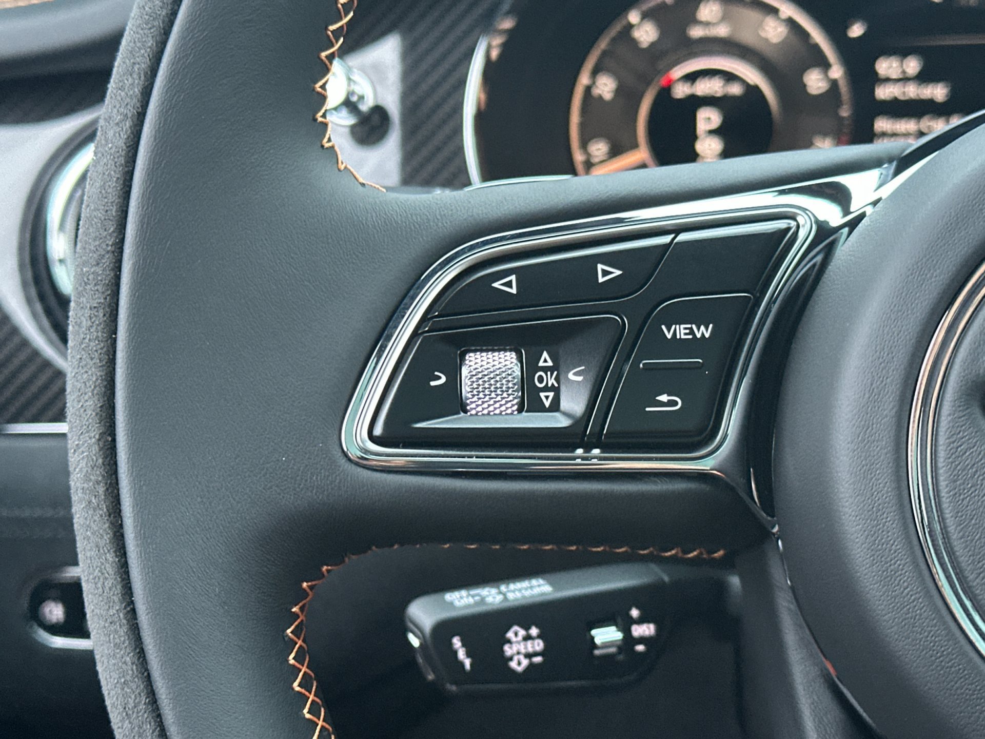 Used 2026 Bentley Bentayga Speed AWD/4WD image 28