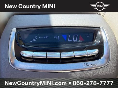 Used 2021 Cadillac XT6 Premium Luxury AWD/4WD image 25
