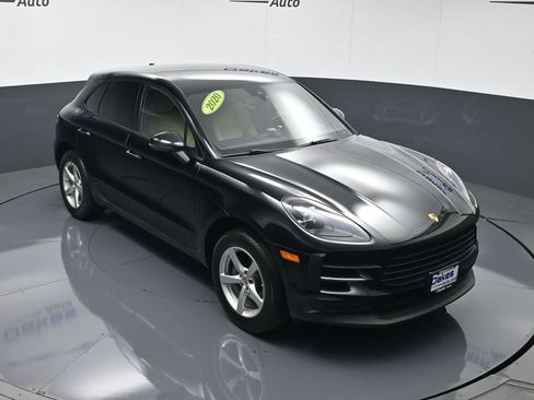 Used 2020 Porsche Macan AWD/4WD image 46