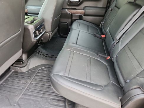 Used 2022 GMC Sierra 1500 Denali w/ Denali Reserve Package image 9