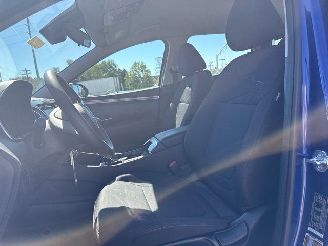 Certified 2024 Hyundai Tucson SE AWD/4WD image 2