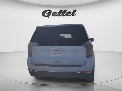 New 2026 Chevrolet Suburban High Country image 7