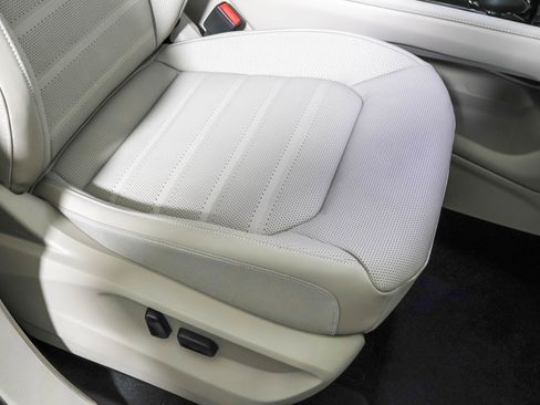 New 2026 Volkswagen Atlas SEL image 47