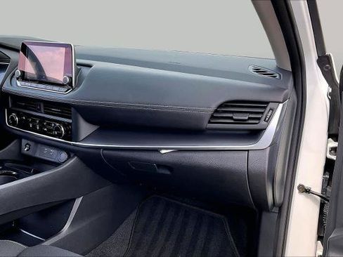 Certified 2026 Nissan Rogue S AWD/4WD image 19