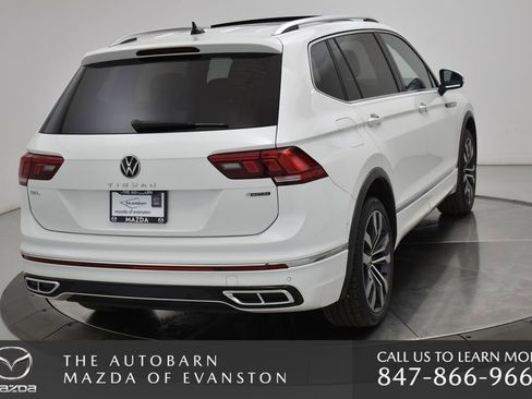 Used 2022 Volkswagen Tiguan SEL R-Line image 21