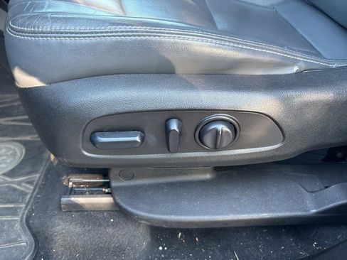 Used 2018 Buick Enclave Premium w/ Experience Buick Package AWD/4WD image 17