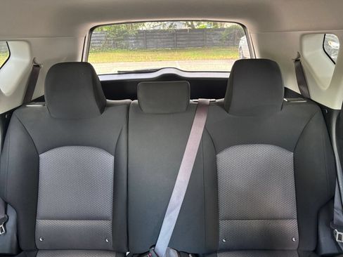 Used 2025 Kia Soul LX w/ LX Technology Package FWD image 35