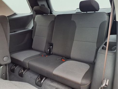 Certified 2021 Chevrolet Traverse LT image 21