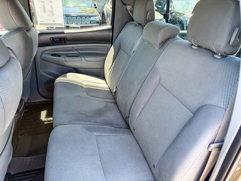 Used 2012 Toyota Tacoma 4x4 Double Cab w/ TRD Off-Road Pkg image 17