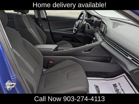 Used 2025 Hyundai Elantra SEL FWD image 34