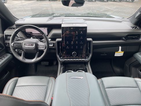 New 2026 GMC Yukon AT4 AWD/4WD image 27