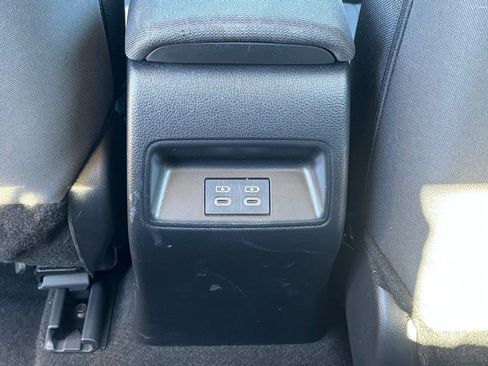 Used 2024 Toyota Corolla LE image 13