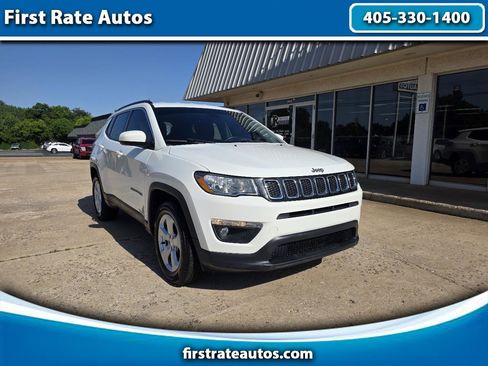 Used 2018 Jeep Compass Latitude w/ Popular Equipment Group FWD image 1