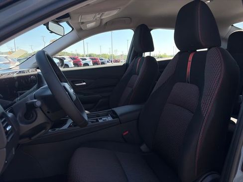 New 2026 Nissan Sentra SR w/ Floor Mat Package image 16