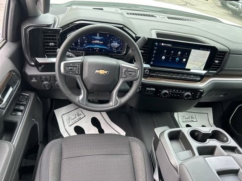 New 2025 Chevrolet Silverado 1500 LT image 27