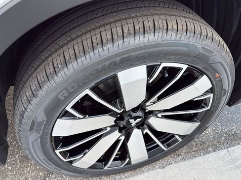 New 2026 Mitsubishi Outlander 4WD Plug-In Hybrid image 14